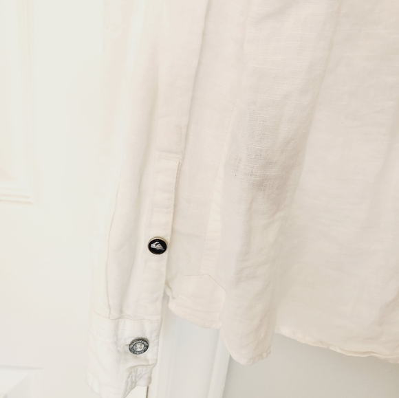 Quicksilver White Long Sleeve Button Down - Picture 4 of 6